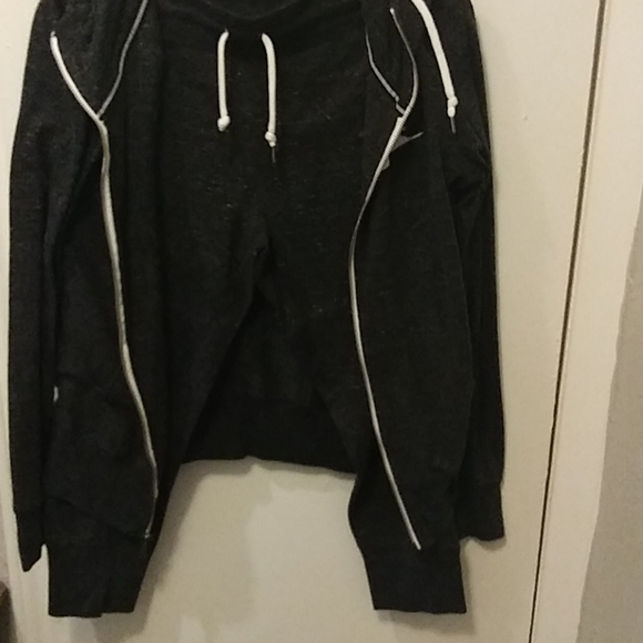 Nike Outfit - Picture 3 of 5